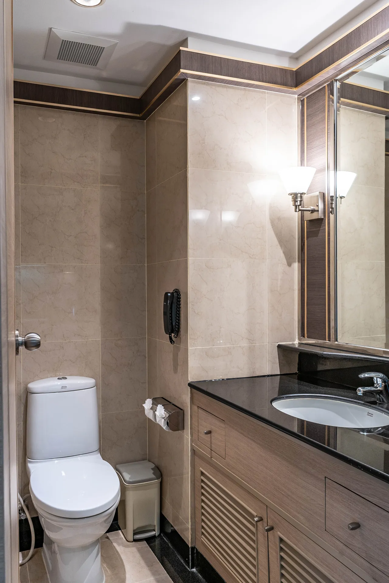 with kitchen bangkok hotel 1-bedroom suite 5-star