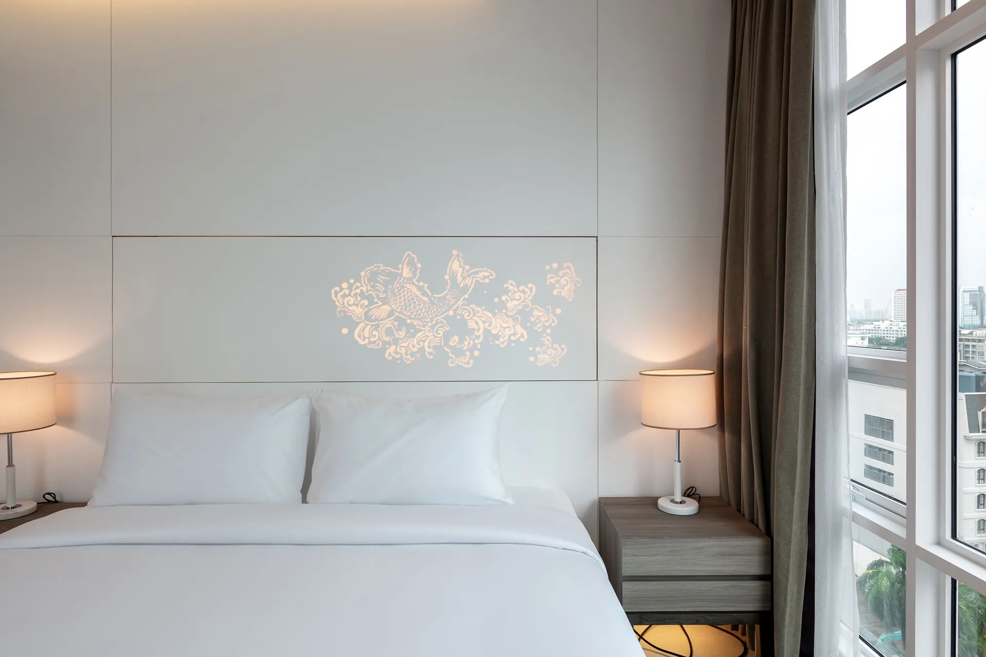 2-bedroom serviced apartment kitchen bts thonglor 5-star-hotel