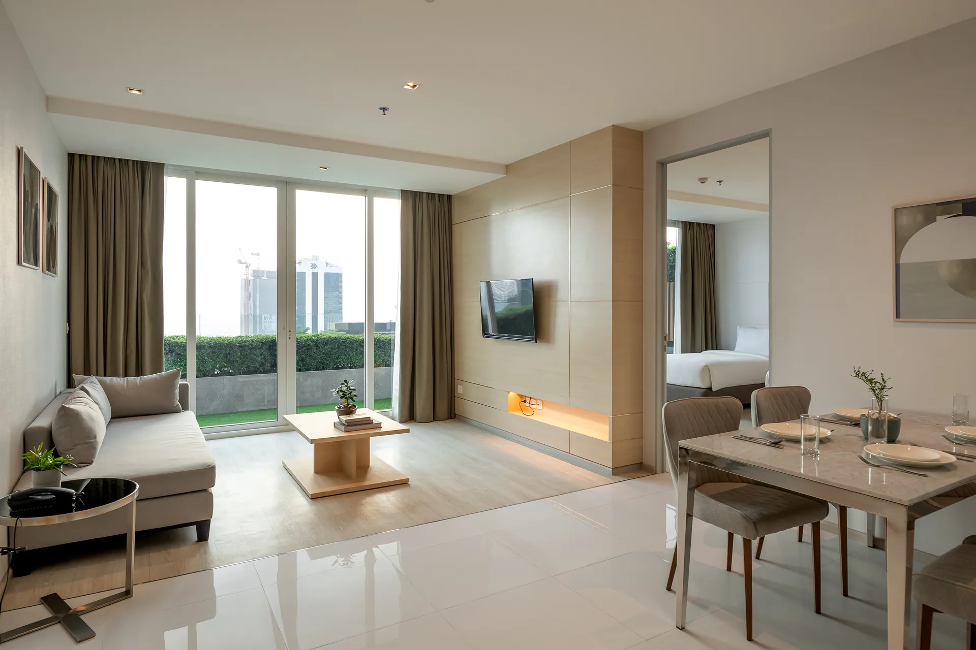 2-bedroom suite garden bts thonglor 5-star-hotel