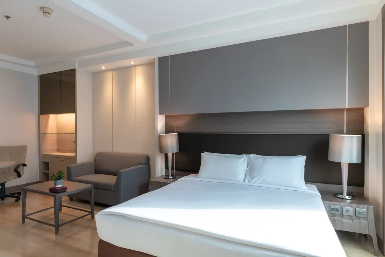 2-bedroom-suite-long-stay-hotel-sukhumvit-bedroom-interior