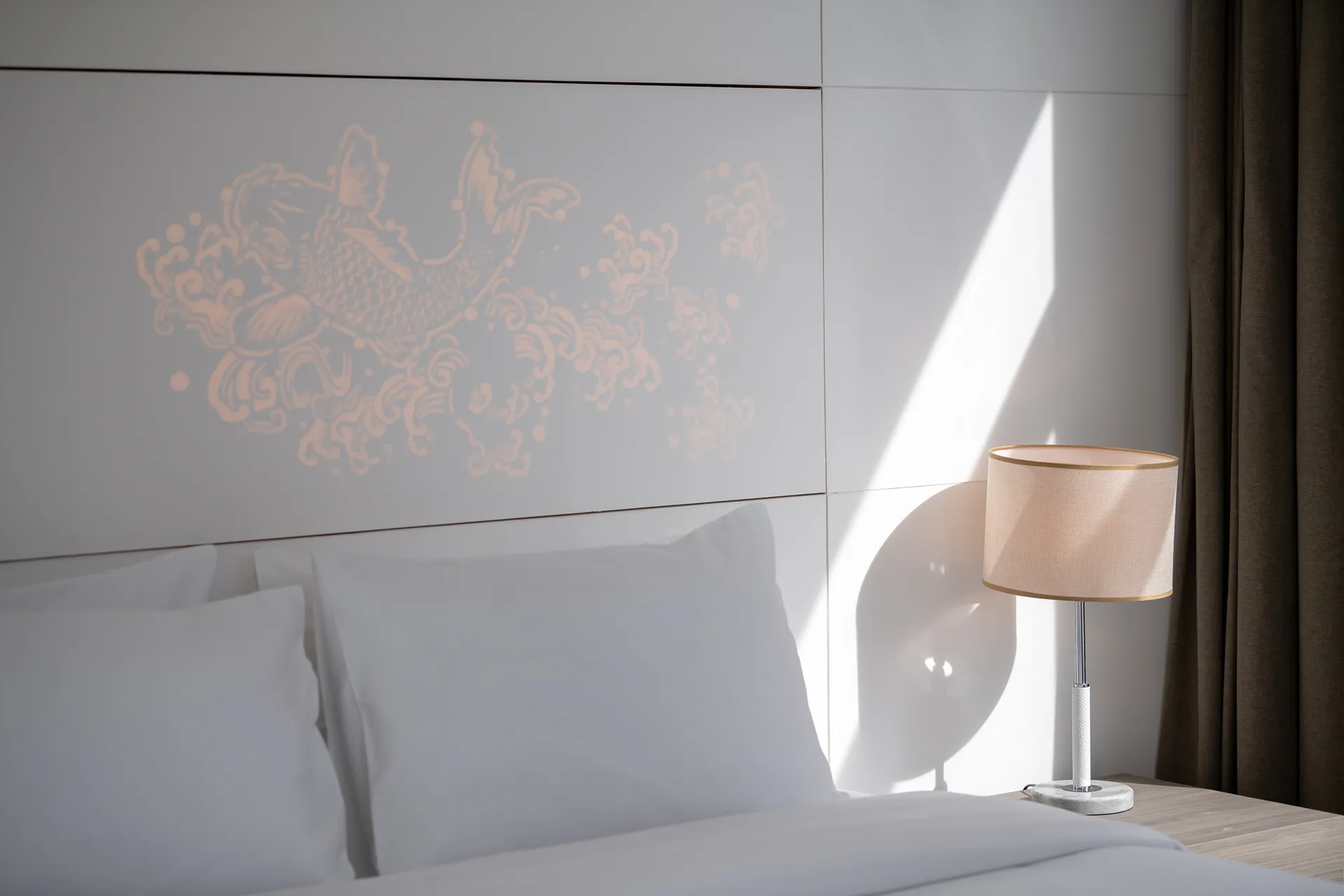 thonglor 2-bedroom suite with kitchen skytrain 5-star-hotel