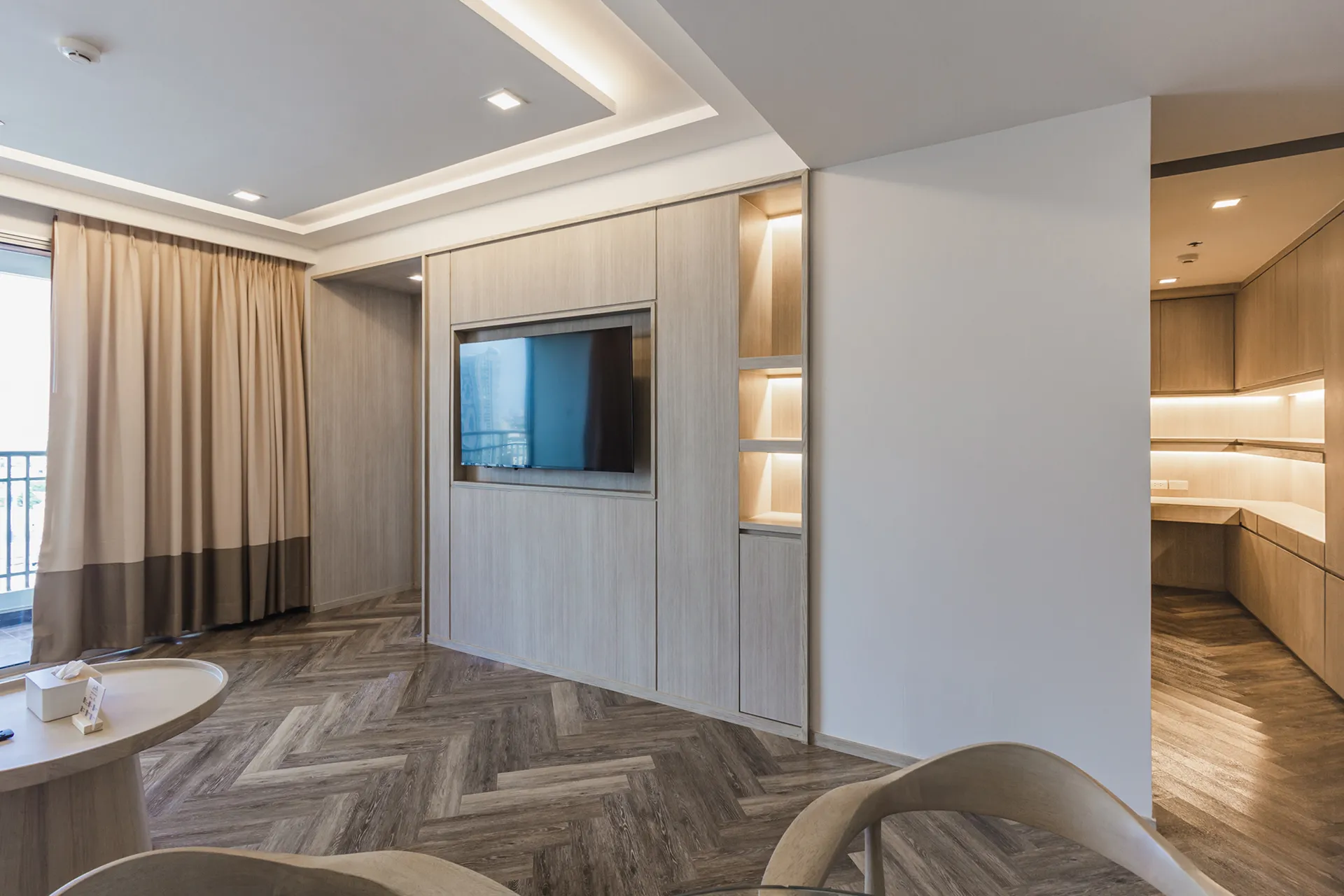 5-star bangkok hotel apartment-style