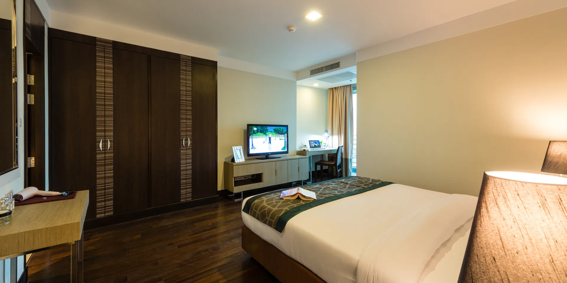 Family room hotel Bangkok with kitchen 5-star interior.