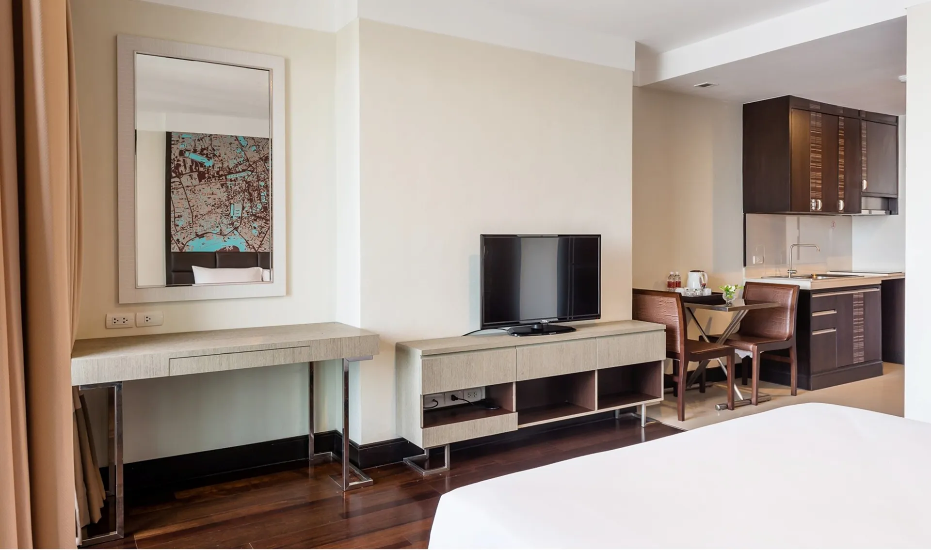 bangkok phra khanong hotel in 5-star