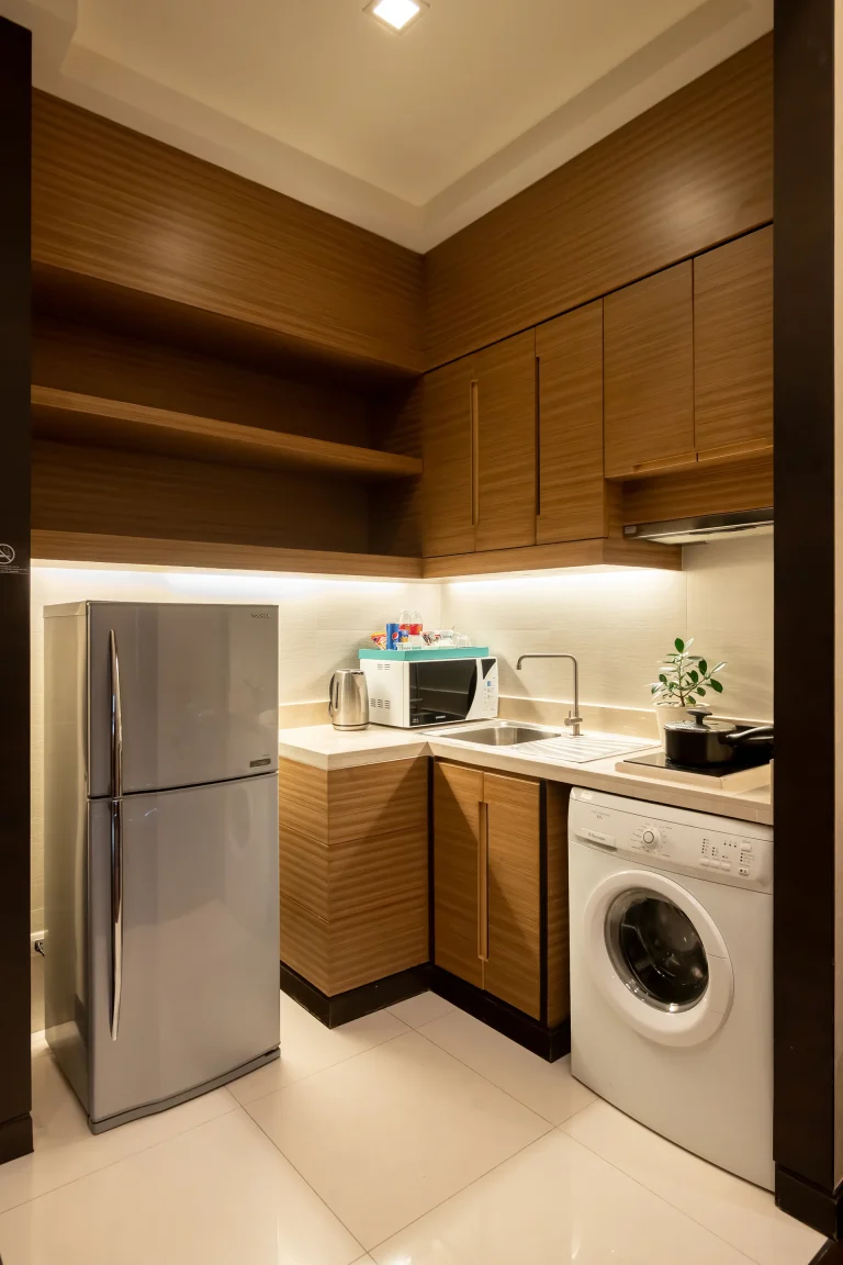 bangkok-hotel-with-modern-private-jacuzzi-in