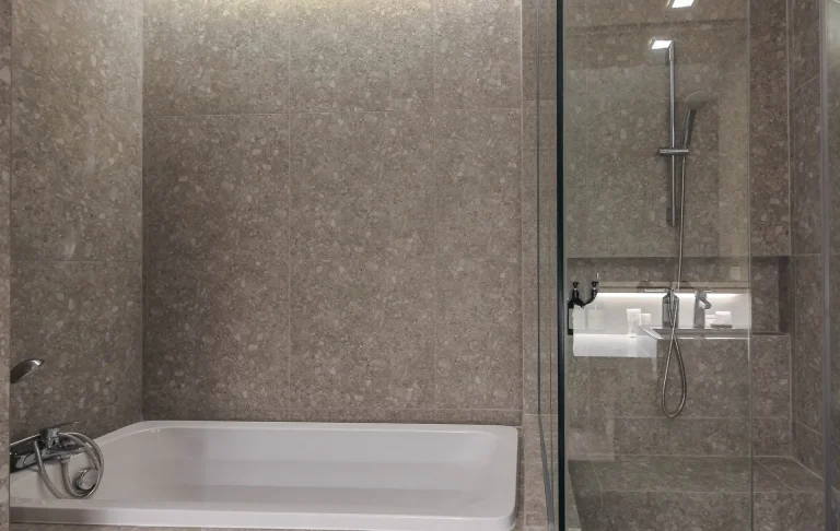 bts-near-ekkamai-hotel-5-star