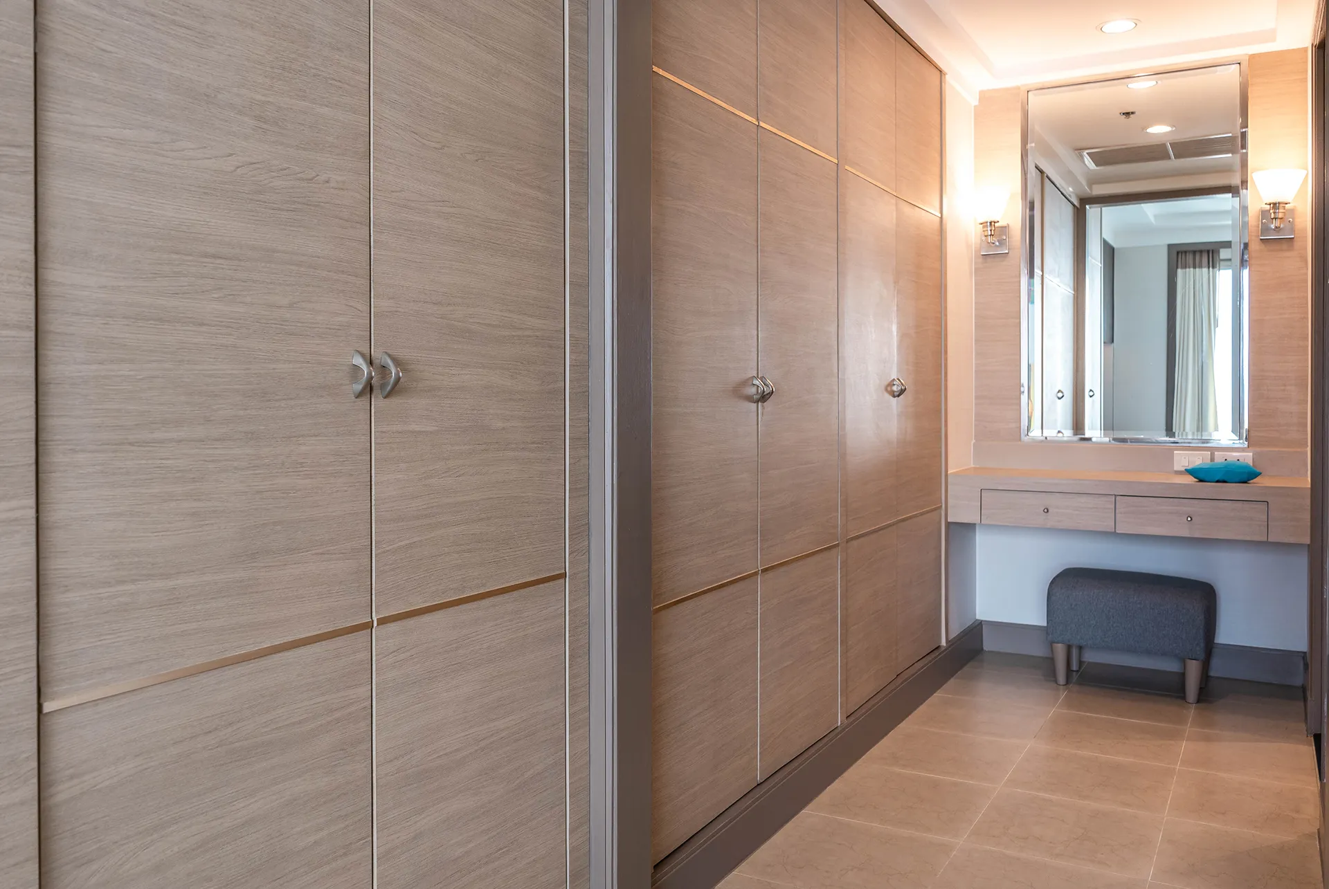 bangkok hotel suite 1-bedroom with kitchen 5-star