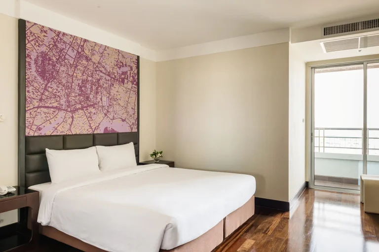 hotel-bangkok-1-bedroom-suite-5-star