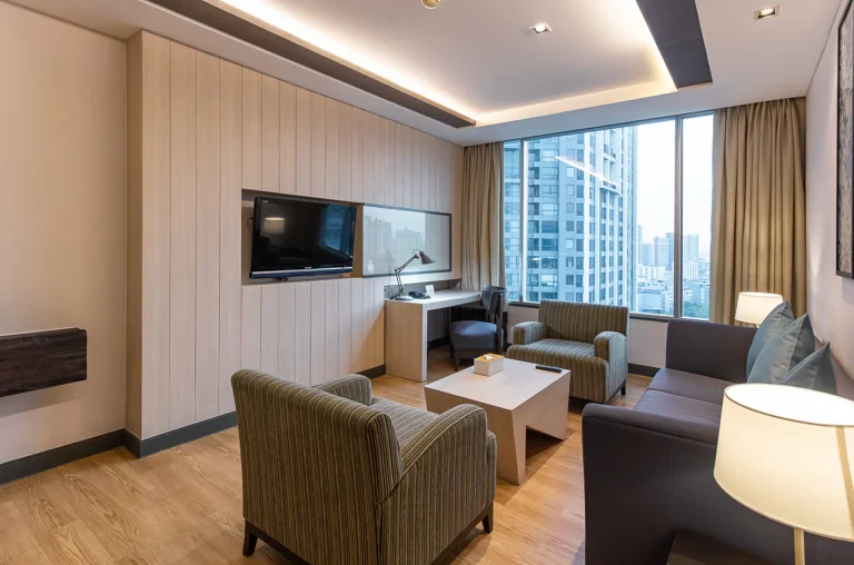 hotel-suite-sukhumvit-next-to-bts-skytrain-bangkok