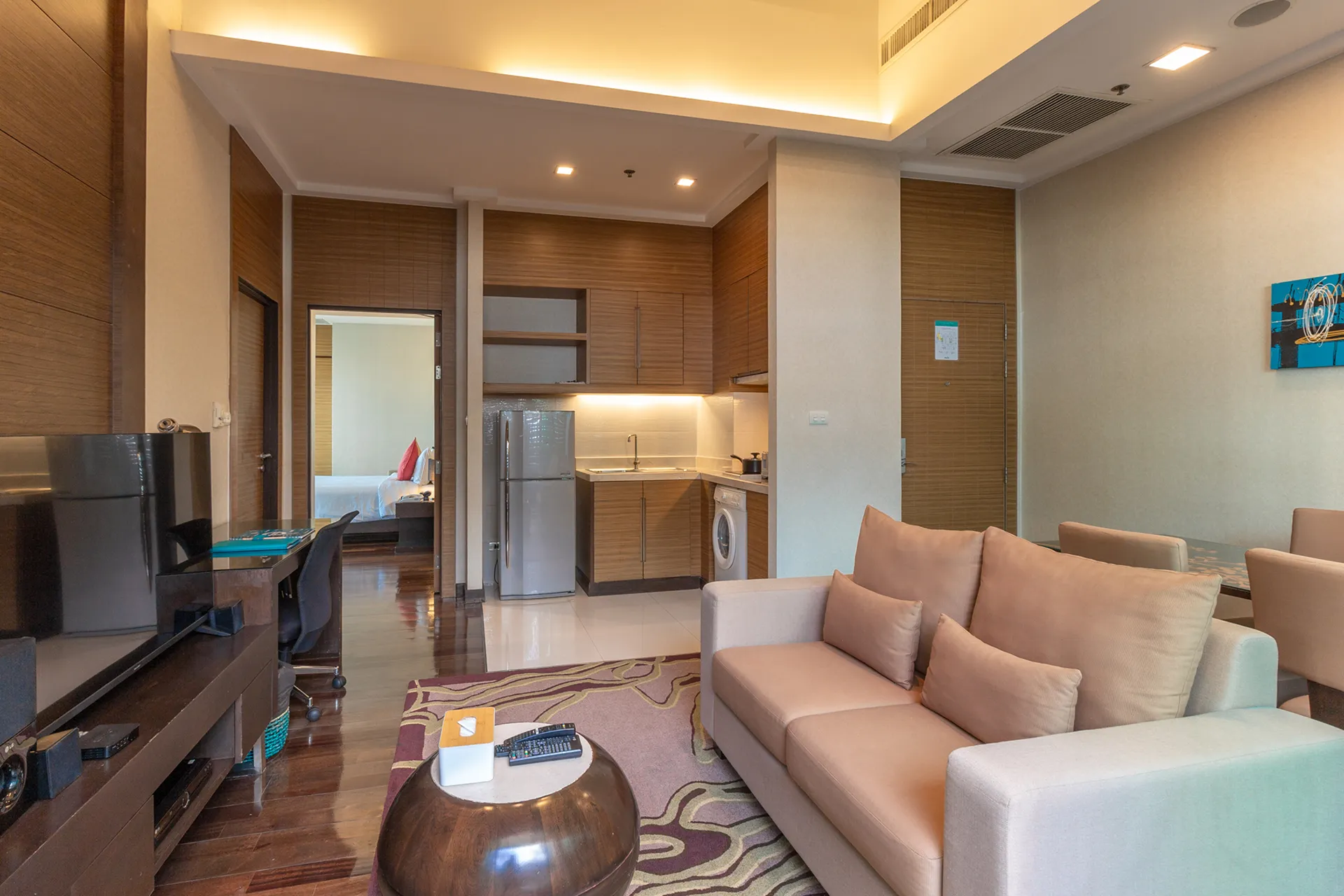 hotel suite with pool in bangkok romantic