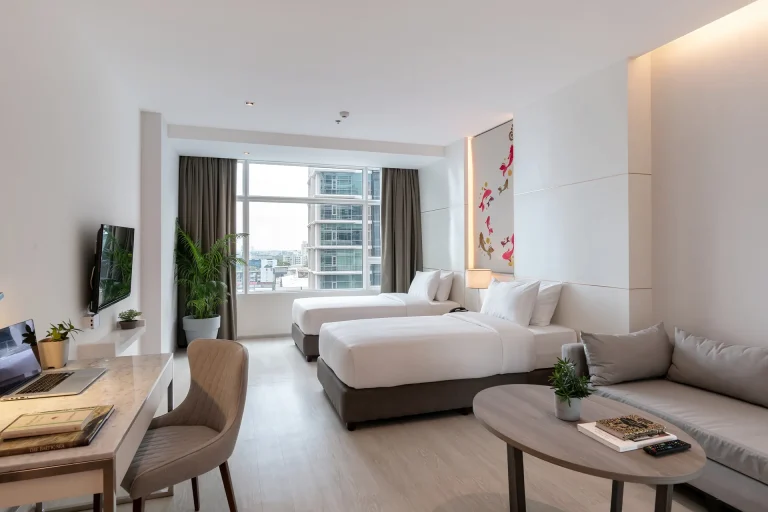 hotel-thonglor-skytrain-bangkok-lobby-area