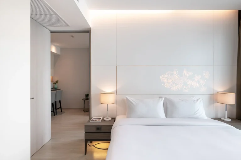 kitchen-apartment-serviced-2-bedroom-bts-thonglor-5-star-hotel