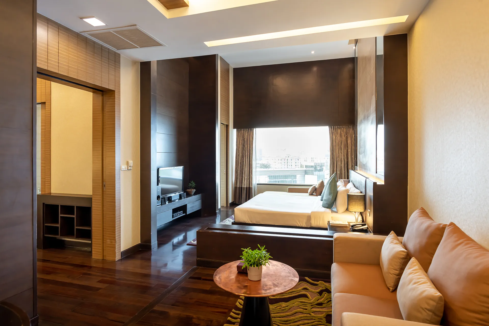 modern private Jacuzzi hotel in Bangkok with