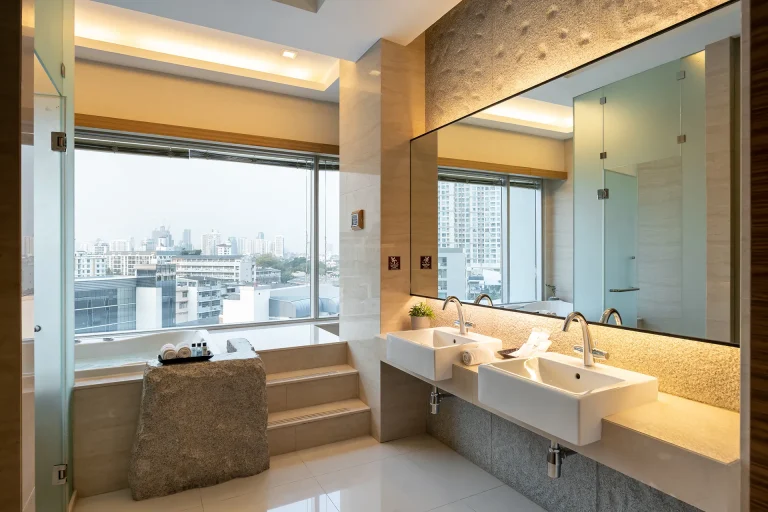 modern-with-private-jacuzzi-hotel-in-bangkok