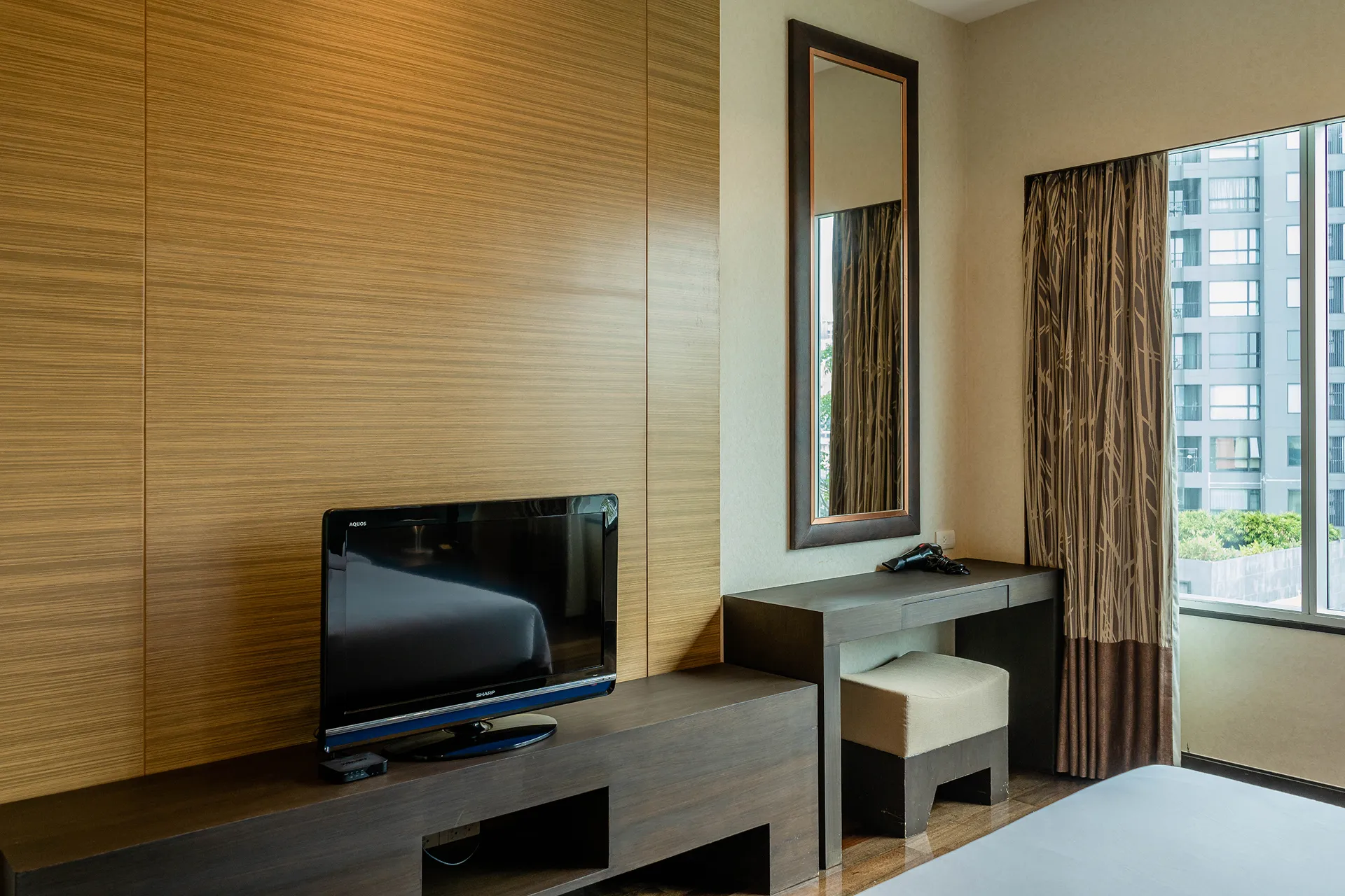 Luxury suite next to bts skytrain bangkok Hotel 5-star bedroom interior.