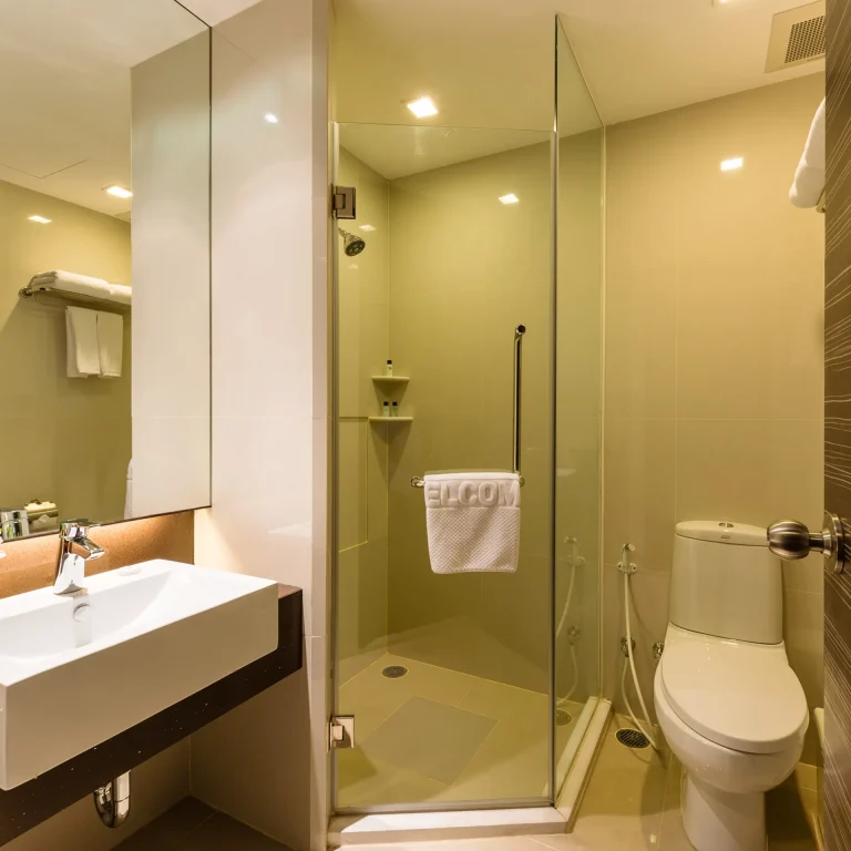 phra-khanong-bangkok-hotel-in-5-star