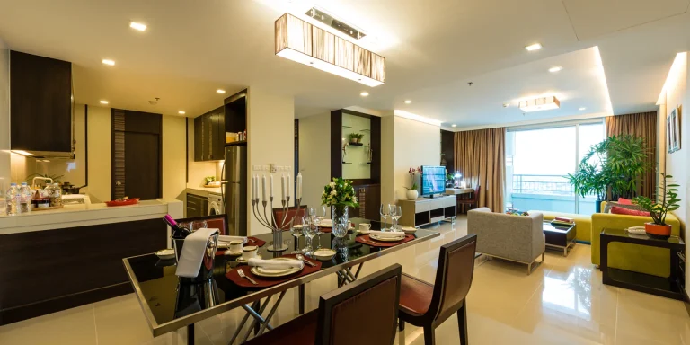 serviced-apartments-bangkok-long-term-hotel-5-star