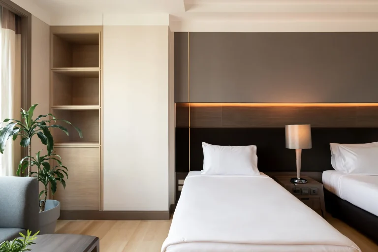 studio-with-kitchen-near-bts-skytrain-asoke-bedroom