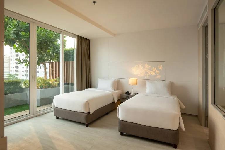 suite-garden-2-bedroom-bts-thonglor-5-star-hotel