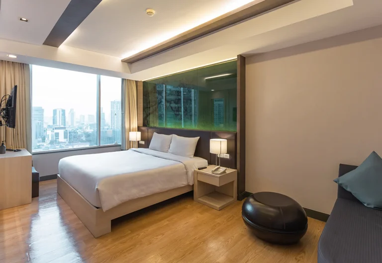 suite-hotel-sukhumvit-next-to-bts-skytrain-bangkok