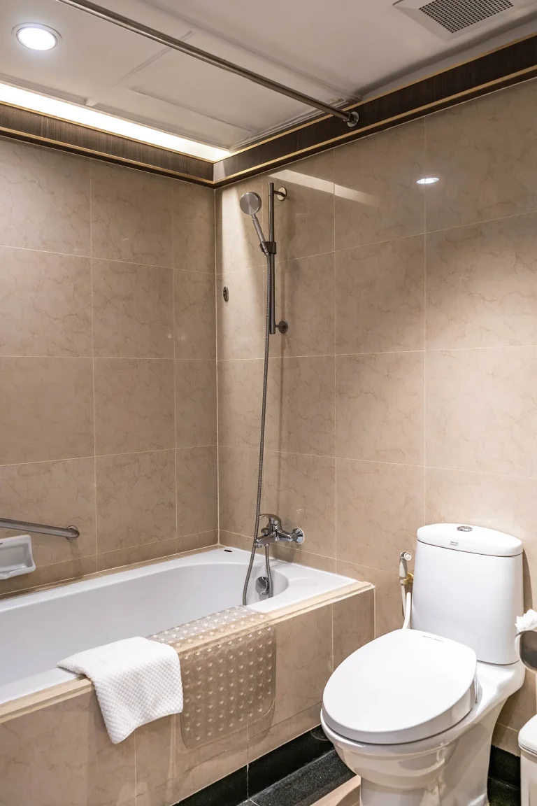 suite-with-kitchen-1-bedroom-bangkok-hotel-5-star