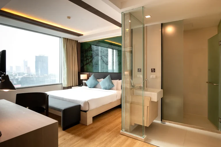 sukhumvit-2-bedroom-serviced-apartment-with-kitchen