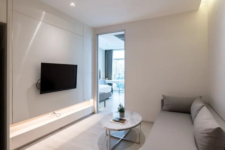 thonglor-bts-serviced-apartment-2-bedroom-kitchen-5-star-hotel