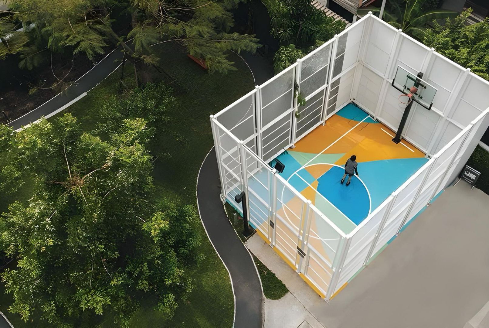 5-star hotel near BTS Thonglor Skytrain hotel services