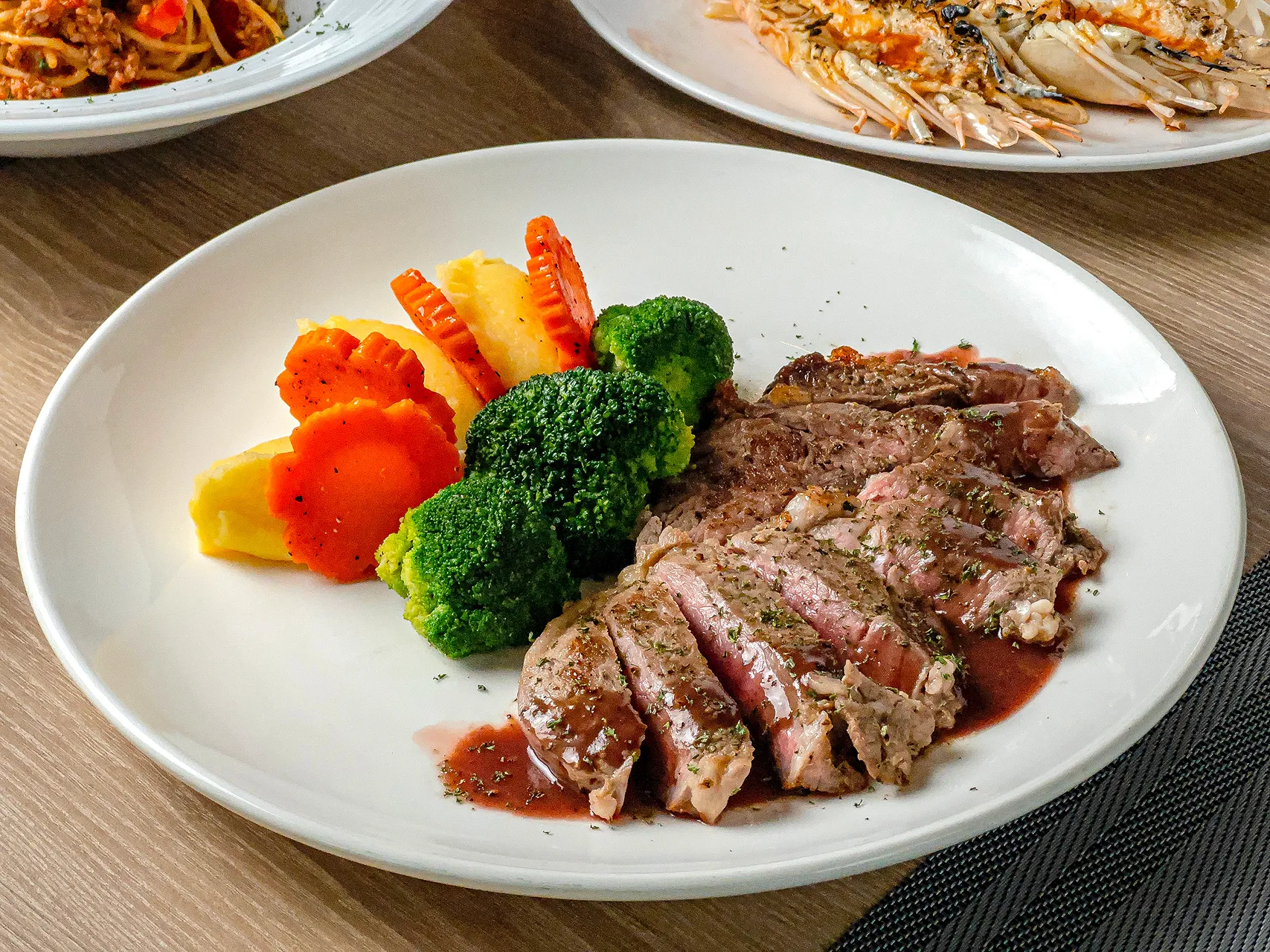 best hotel restaurant thonglor bangkok cafe de jasmine dining