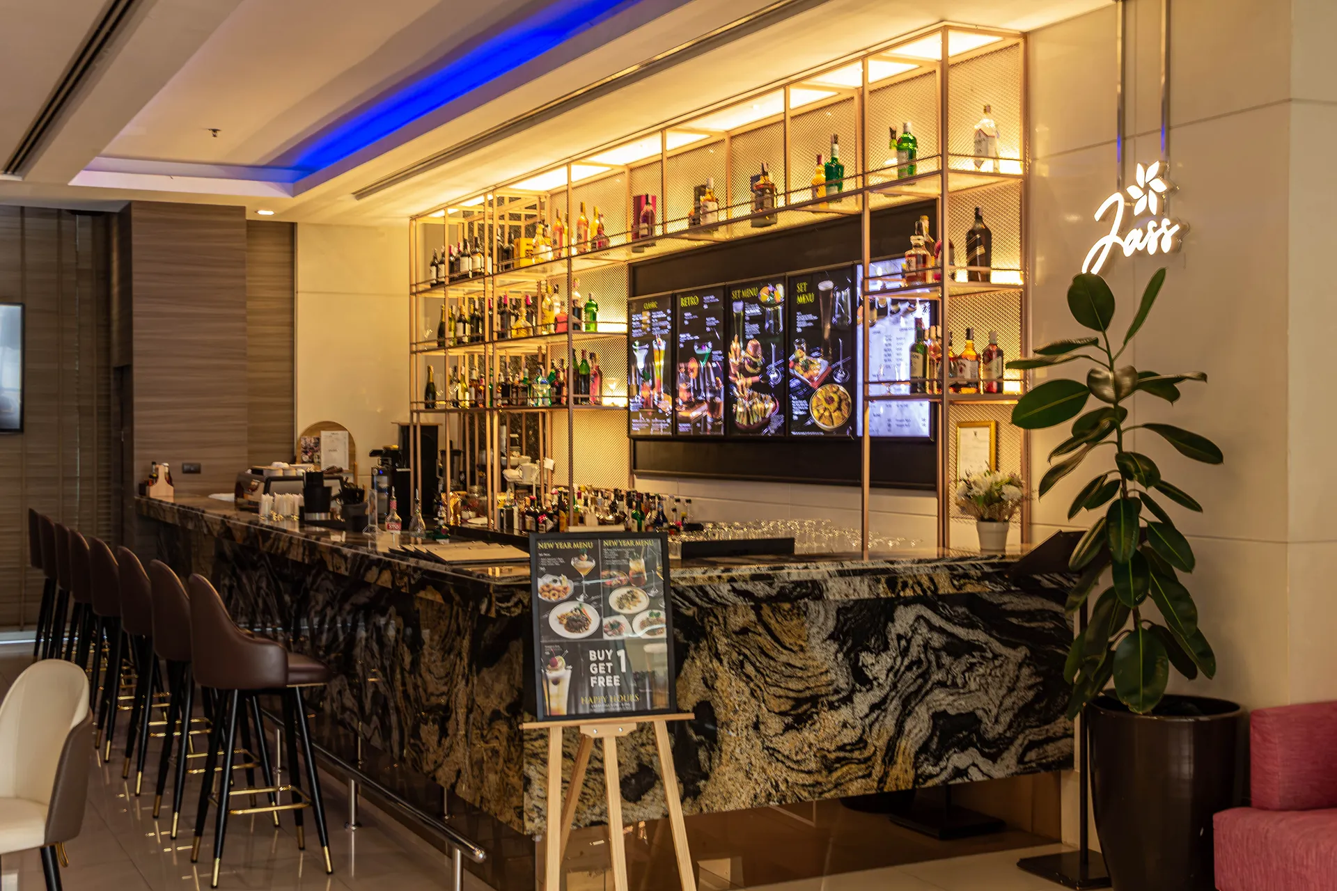 Guests enjoying cocktails at Jass Bar & Bistro in a hotel dining Sukhumvit 71 setting.