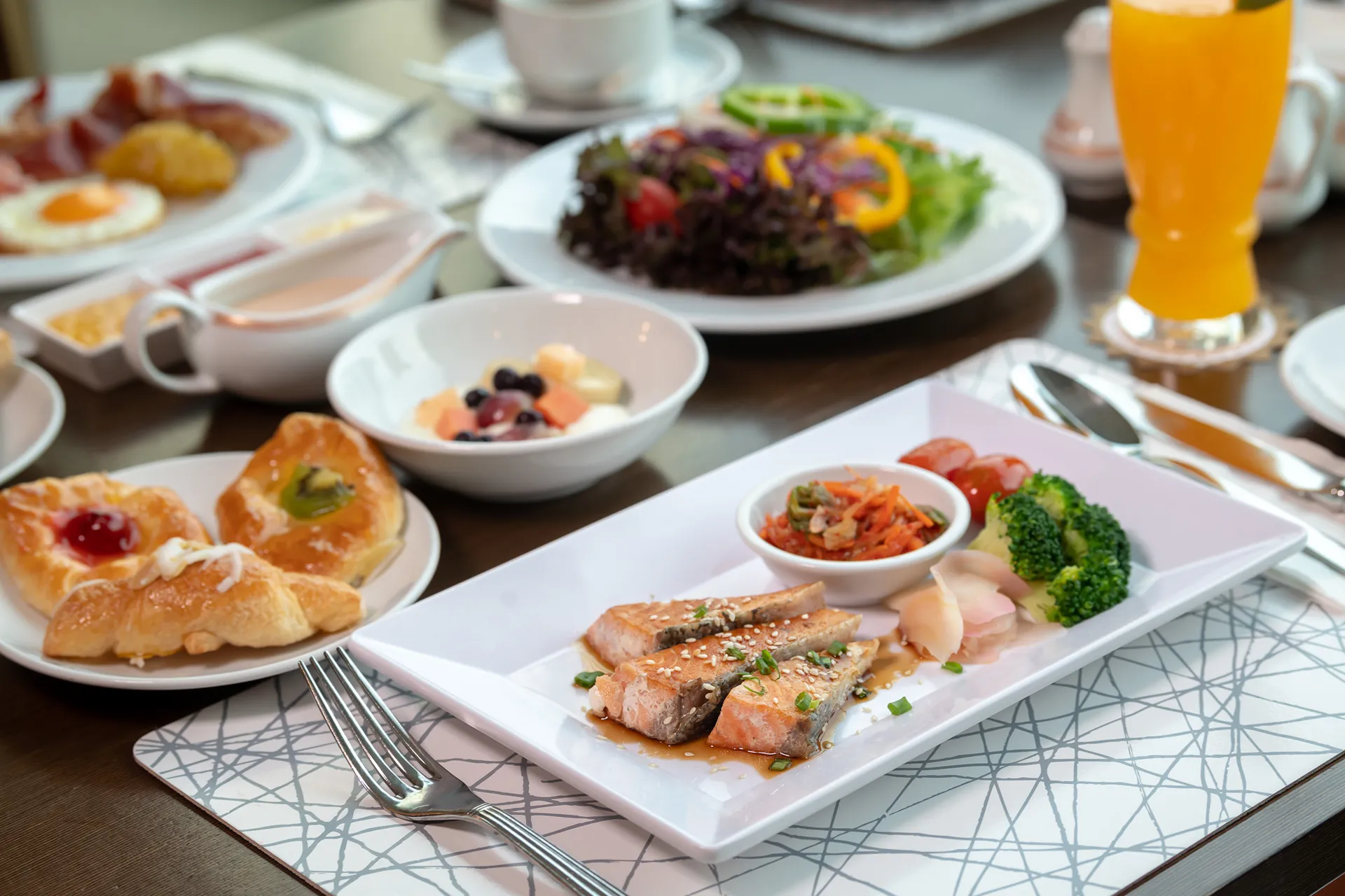 panorama-cuisine-dining-near-asok