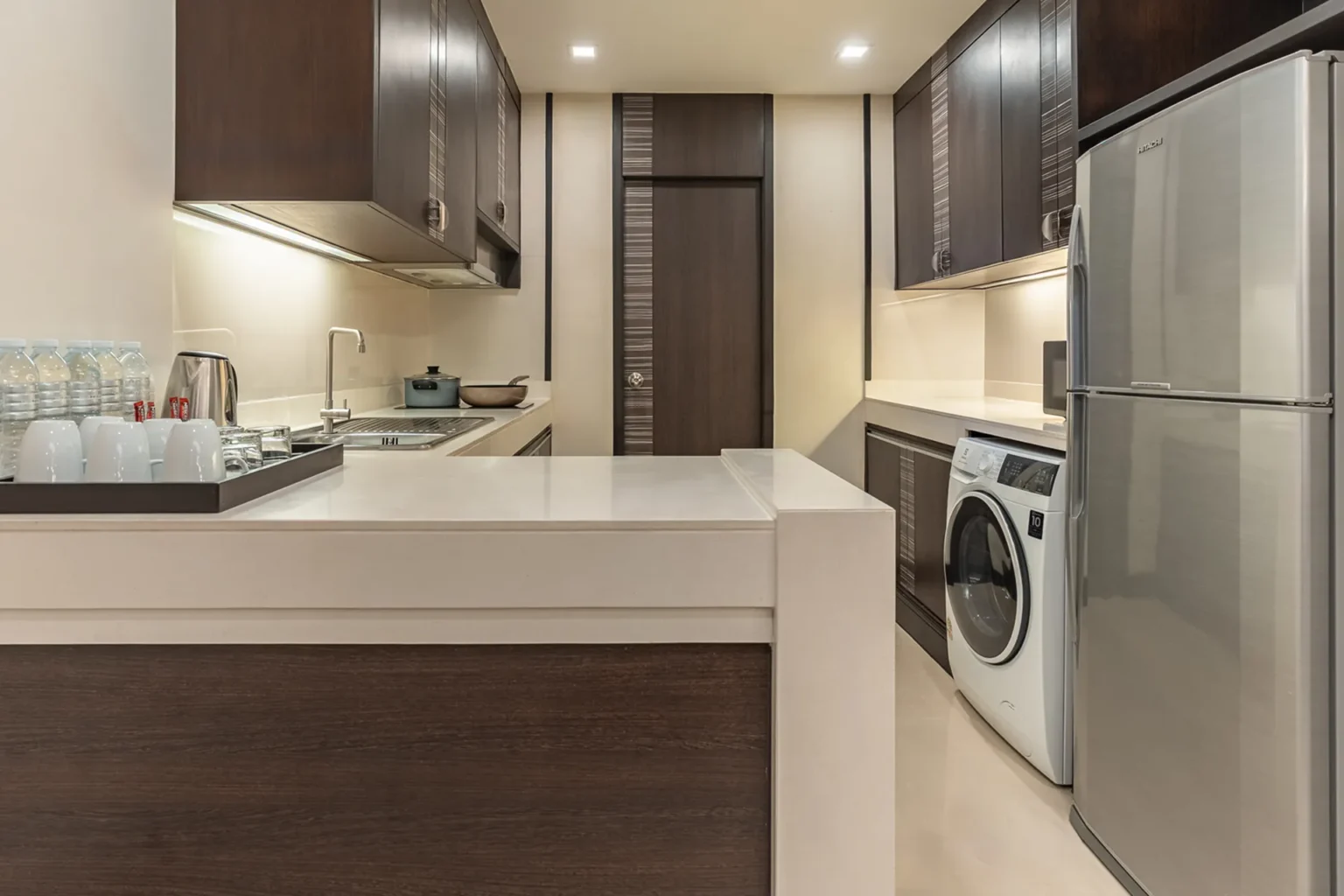 2-bedroom family suite in Bangkok hotel near BTS Sukhumvit