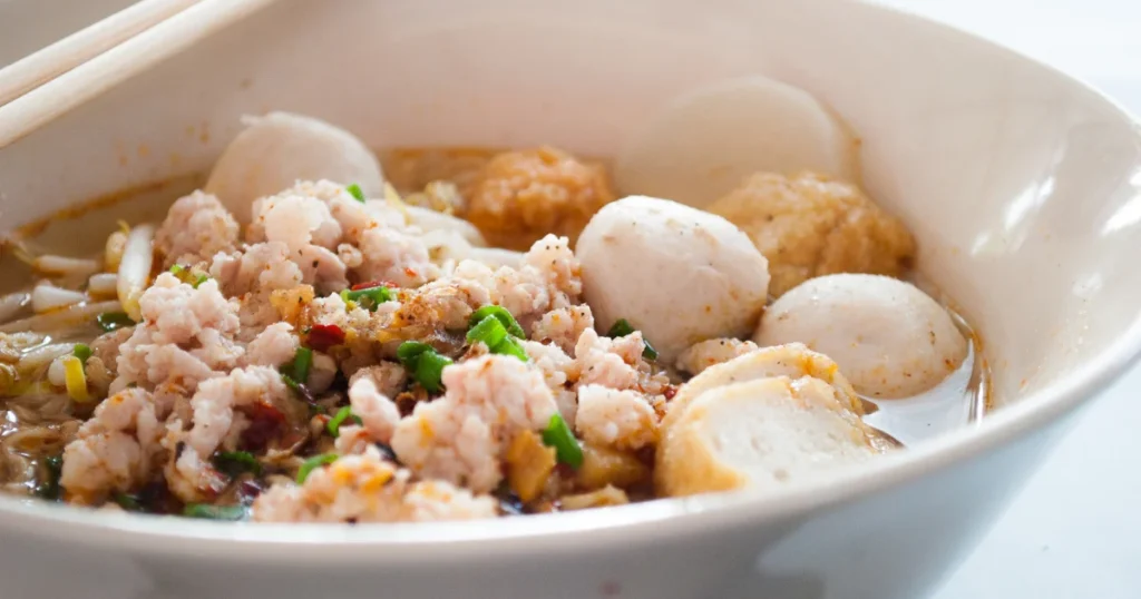 family friendly restaurants near Rama 4 Bangkok - Jasmine Hotel Group
