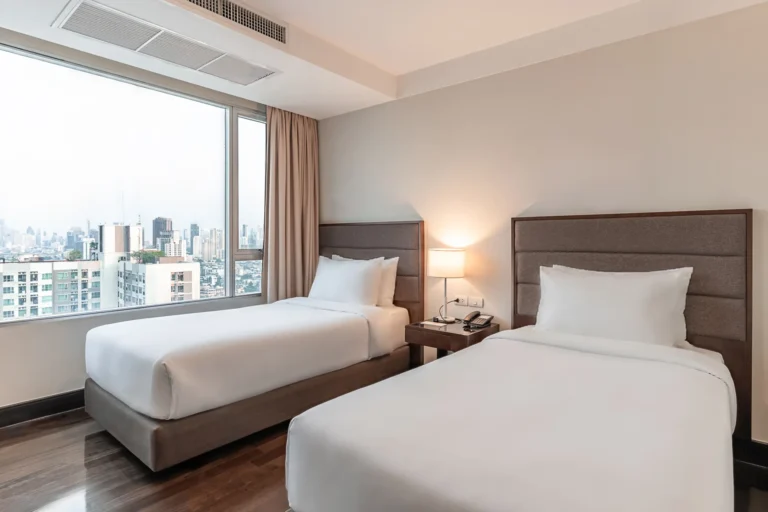 luxury-3-bedroom-suite-bangkok-hotel-kitchen-city-view