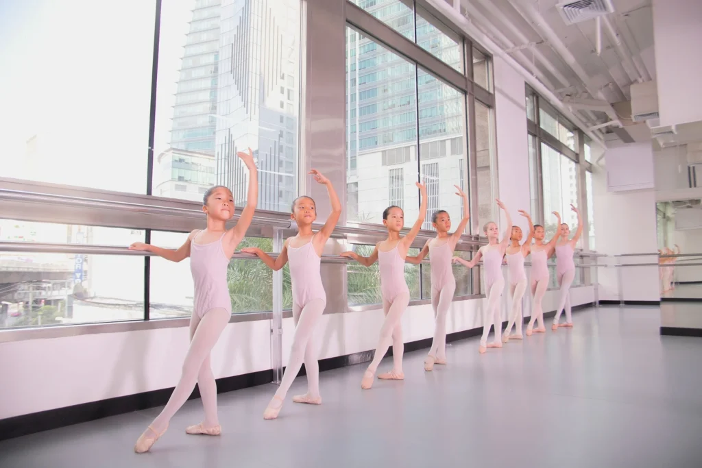 LIBRARY 3 BANGKOK CITY BALLET 1 - Jasmine Hotel Group